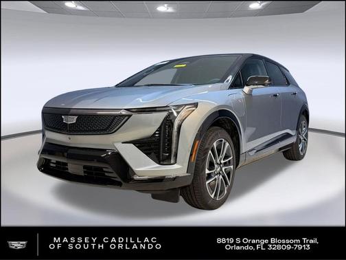 Argent Silver Metallic 2026 Cadillac OPTIQ Sport