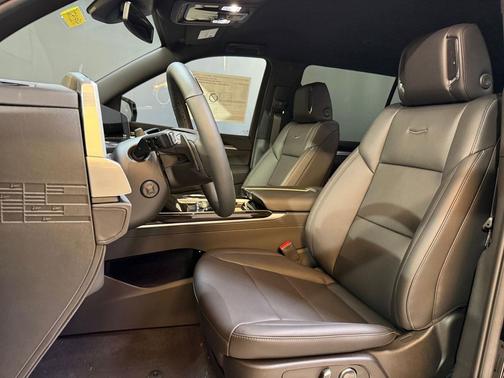 2025 Cadillac Escalade ESV Luxury