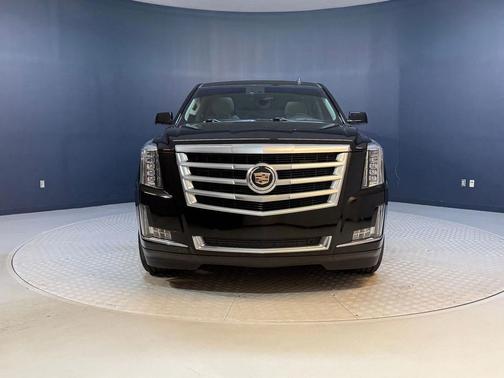 2015 Cadillac Escalade Luxury