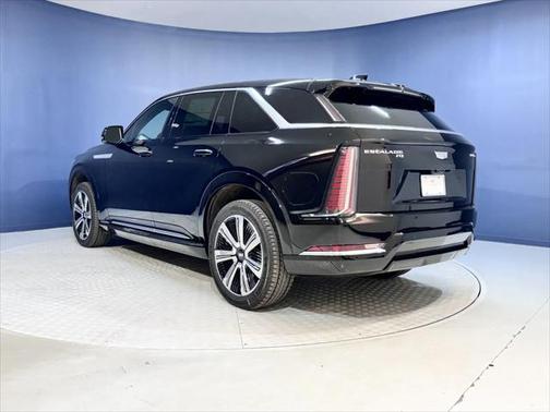 2025 Cadillac Escalade Luxury