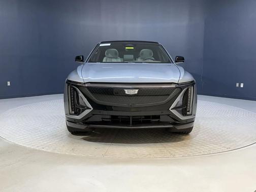 2025 Cadillac LYRIQ Sport