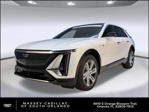 Crystal White Tricoat 2024 Cadillac LYRIQ Tech