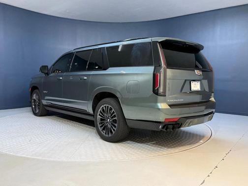 2023 Cadillac Escalade ESV V-Series