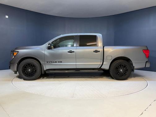 2018 Nissan Titan SV