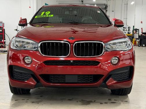 Red 2019 BMW X6 sDrive35i