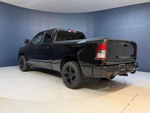Diamond Black Crystal Pearlcoat 2021 RAM 1500 Big Horn/Lone Star