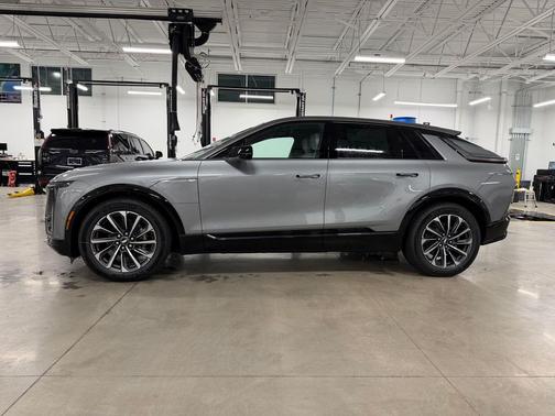 Argent Silver Metallic 2026 Cadillac LYRIQ Premium Sport