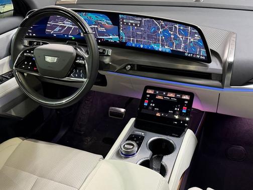 Opulent Blue Metallic 2026 Cadillac VISTIQ Sport