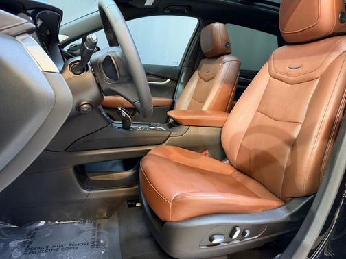 Stellar Black Metallic 2023 Cadillac XT5 Premium Luxury