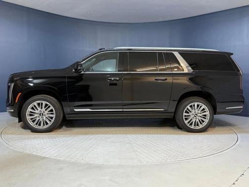 2025 Cadillac Escalade ESV Premium Luxury