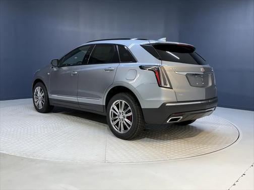 2025 Cadillac XT5 Sport