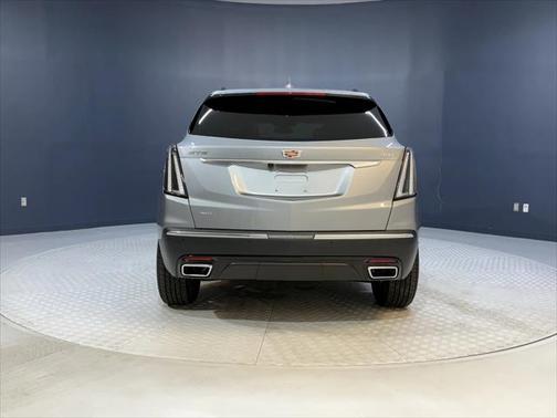 2025 Cadillac XT5 Sport