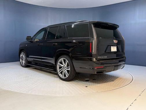 2025 Cadillac Escalade Sport