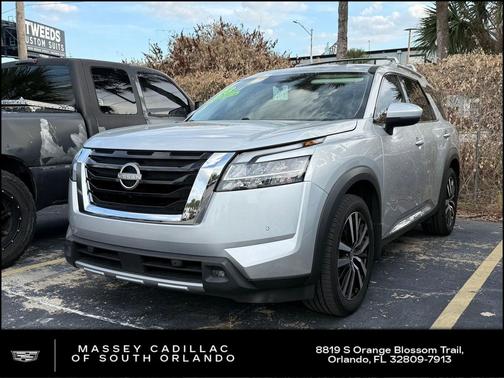 2023 Nissan Pathfinder Platinum 4WD
