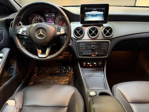 White 2015 Mercedes-Benz CLA-Class Base