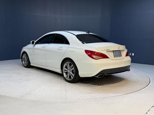 White 2015 Mercedes-Benz CLA-Class Base
