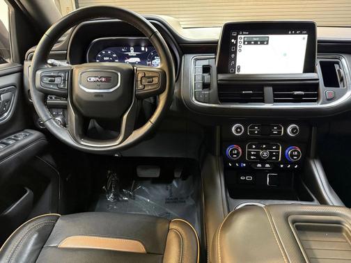 2023 GMC Yukon 4WD AT4