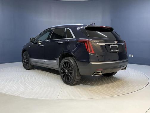 2022 Cadillac XT5 Luxury