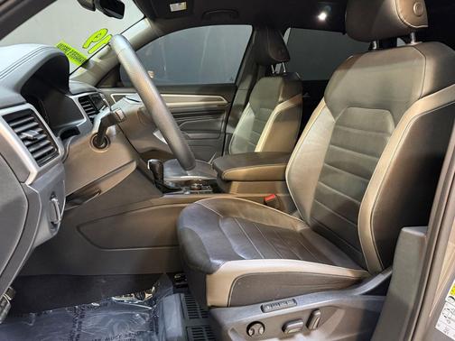 2020 Volkswagen Atlas Cross Sport 3.6L V6 SEL Premium R-Line