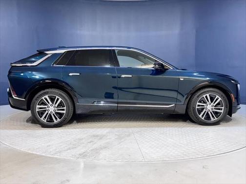 2025 Cadillac LYRIQ Luxury w/1SC