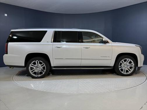 2017 GMC Yukon XL SLT