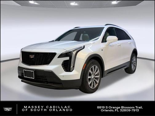 Crystal White Tricoat 2019 Cadillac XT4 Sport