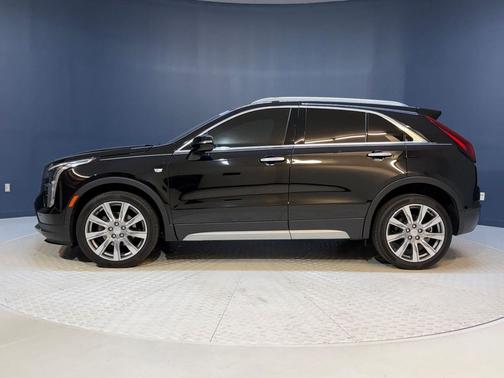 Stellar Black Metallic 2023 Cadillac XT4 Premium Luxury