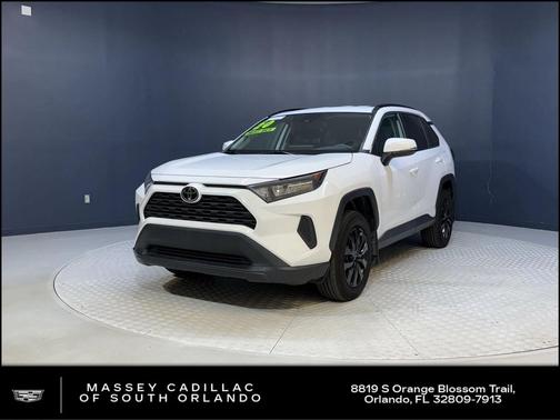2020 Toyota RAV4 LE