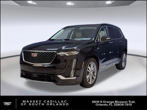 2022 Cadillac XT6 Premium Luxury FWD