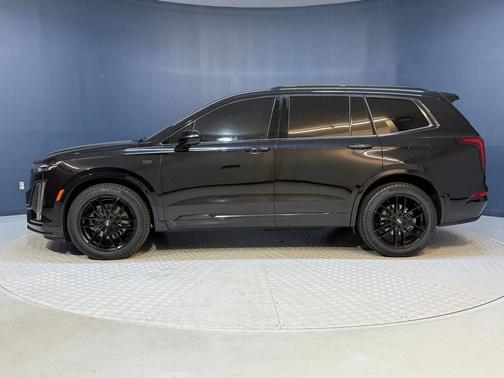 2022 Cadillac XT6 Premium Luxury FWD