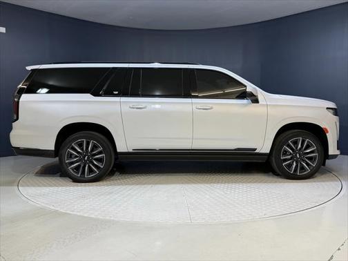 2024 Cadillac Escalade ESV Sport