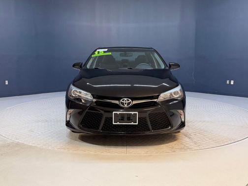 Black 2015 Toyota Camry SE