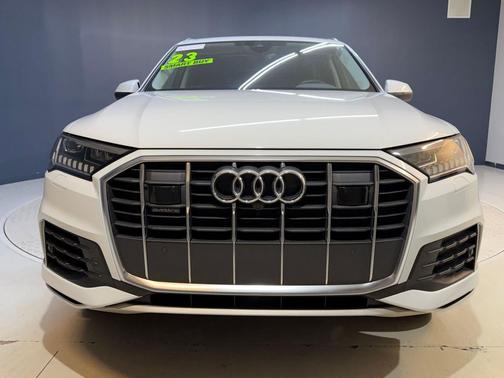 White 2023 Audi Q7 45 Premium Plus