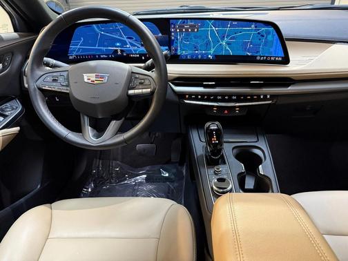 2025 Cadillac XT4 Premium Luxury