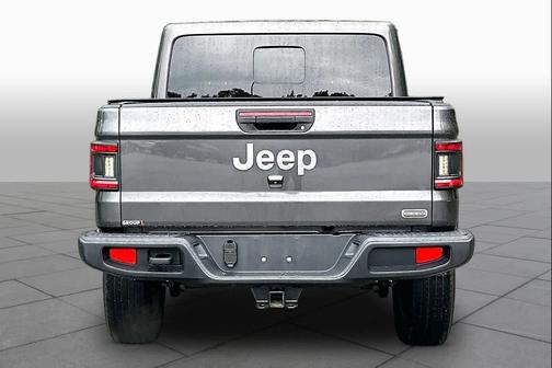 Granite Crystal Metallic Clearcoat 2020 Jeep Gladiator Overland