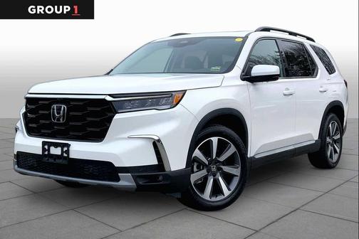 Platinum White Pearl 2023 Honda Pilot AWD Elite