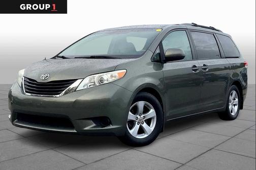 2011 Toyota Sienna LE