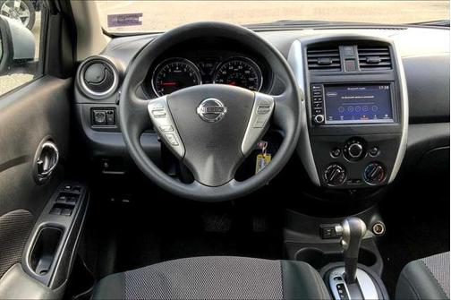 2019 Nissan Versa 1.6 SV