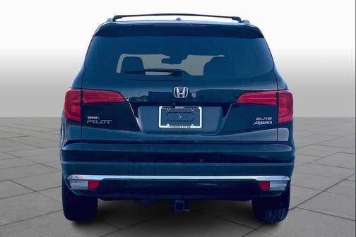 2017 Honda Pilot Elite