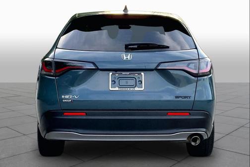 Nordic Forest Pearl 2024 Honda HR-V Sport