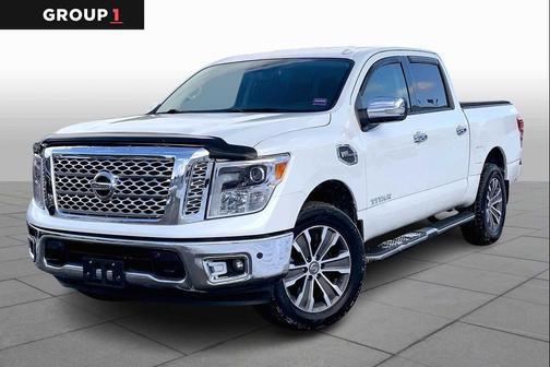 2017 Nissan Titan SL
