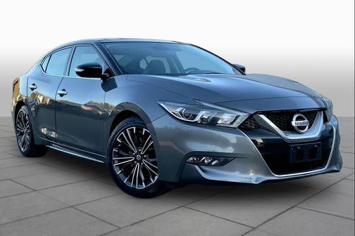Gun Metallic 2016 Nissan Maxima 3.5 Platinum
