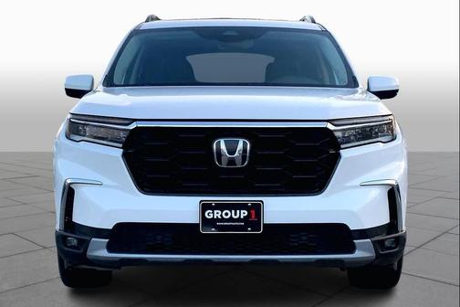 2023 Honda Pilot Touring 8-Passenger