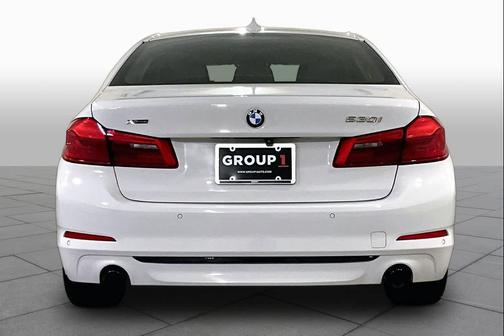 Alpine White 2018 BMW 530 xDrive