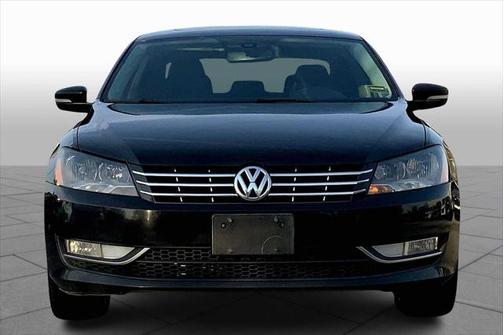 2015 Volkswagen Passat 1.8T Auto SEL Premium