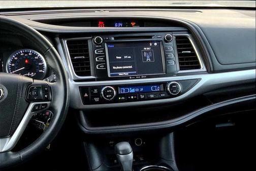 2017 Toyota Highlander LE Plus