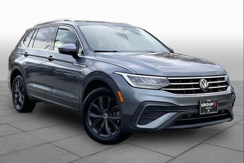 Platinum Gray Metallic 2024 Volkswagen Tiguan 2.0T SE 4MOTION