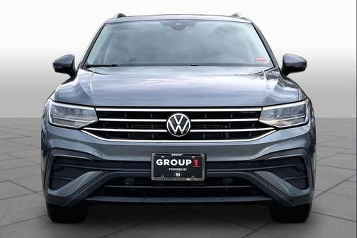 Platinum Gray Metallic 2024 Volkswagen Tiguan 2.0T SE 4MOTION