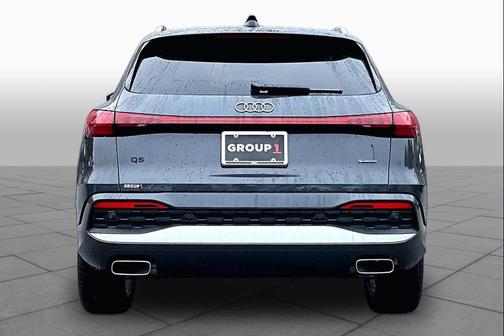 Tambora Gray Metallic 2025 Audi Q5 Premium Plus TFSI quattro S tronic