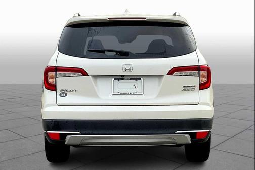 2019 Honda Pilot Touring 8-Passenger